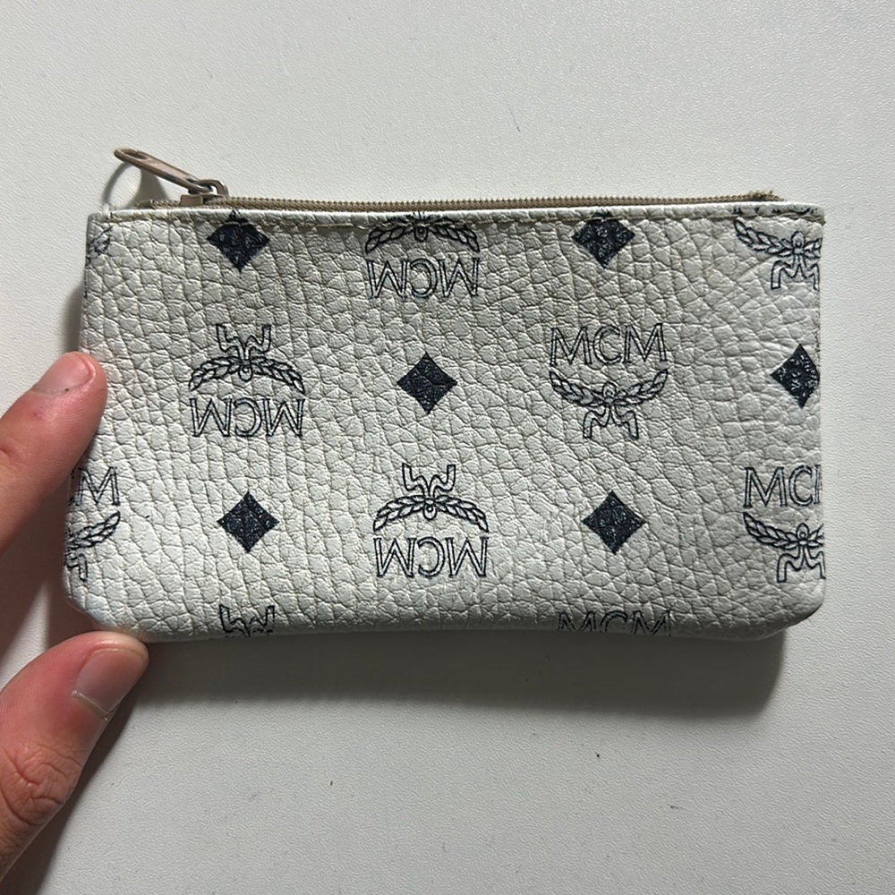 Mcm wallet